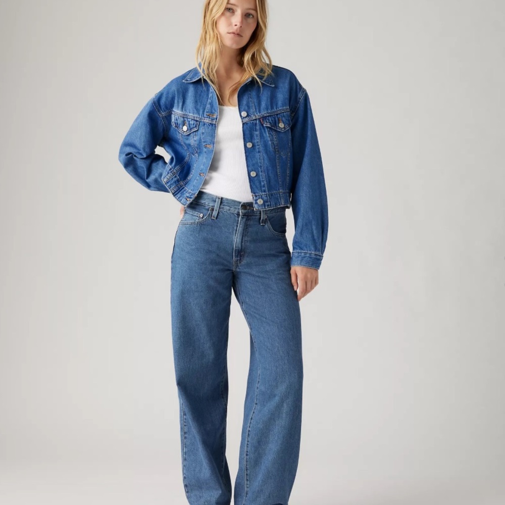 Levi’s Baggy dad jeans